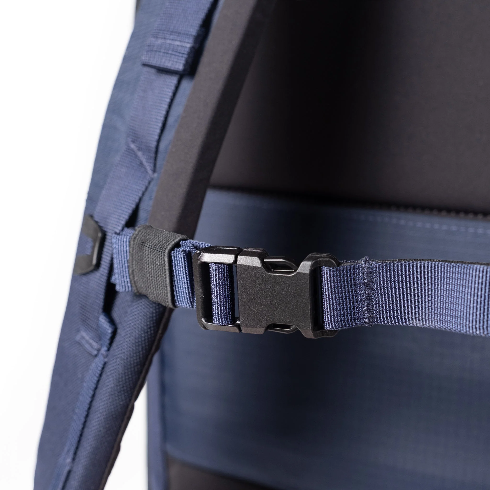 Global Travel Backpack 27L - Exclusivity - Image 10